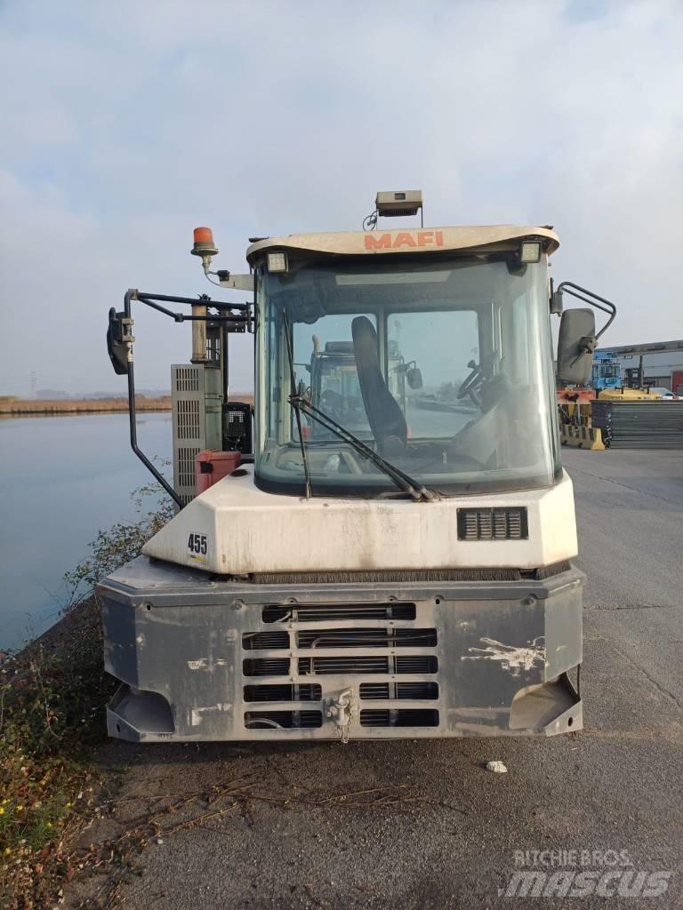 Mafi R336 Terminal çekiciler