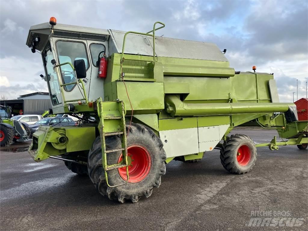CLAAS Dominator 96 Biçerdöverler