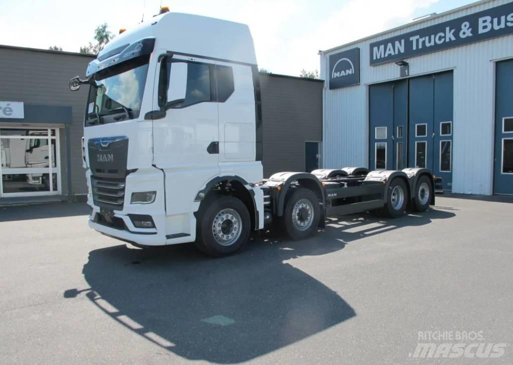 MAN TGX / TGS chassi Araç üzeri vinçler