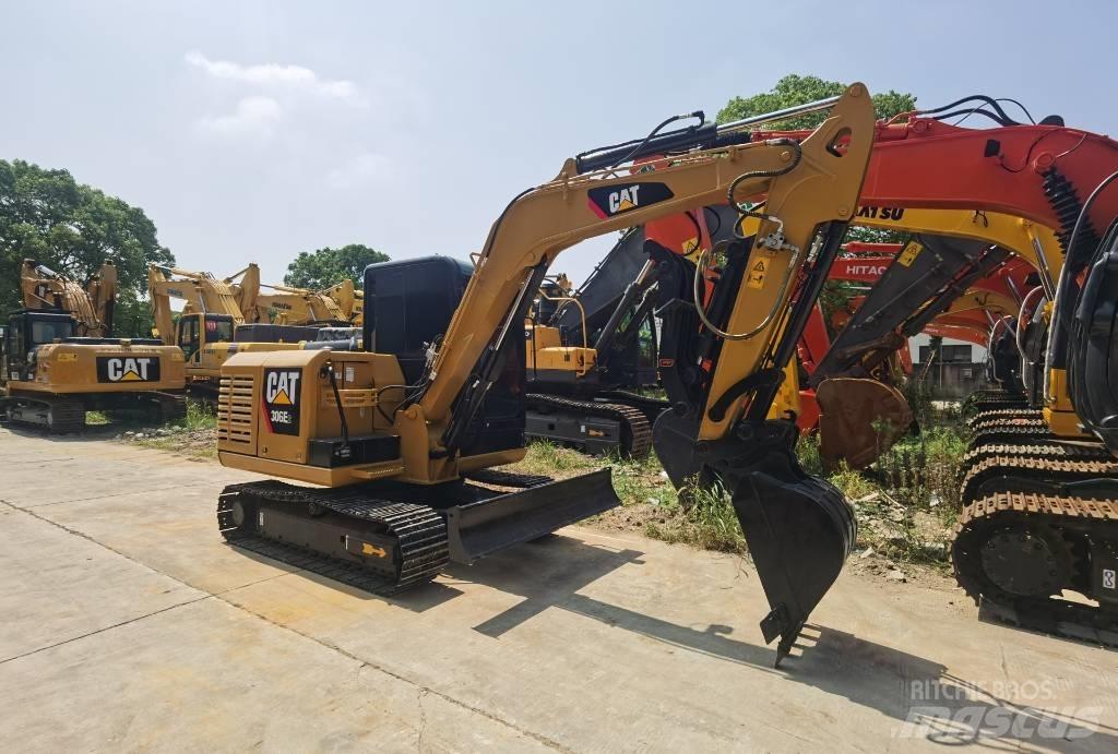 CAT 306E2 Paletli ekskavatörler