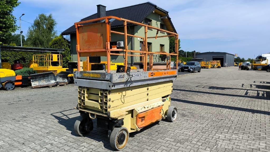 JLG 3246 ES Makasli platformlar