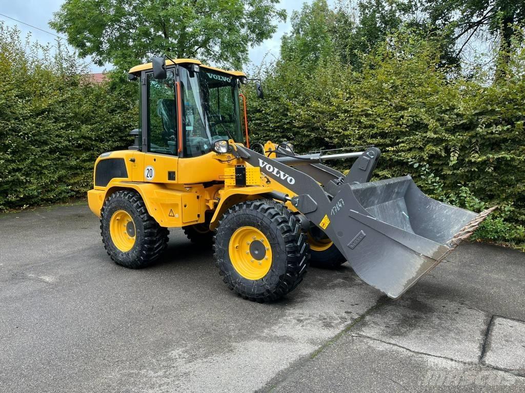 Volvo L 30 H Tekerlekli yükleyiciler