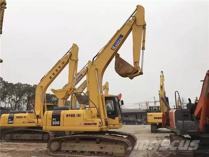 Komatsu PC 200-7 Paletli ekskavatörler