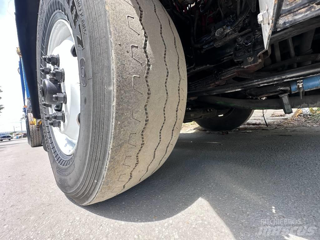Autocar XPEDITOR Atik kamyonlari
