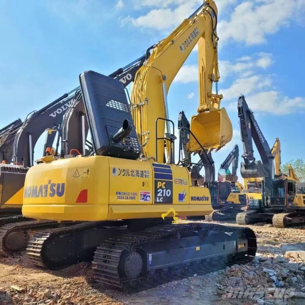 Komatsu PC 210-8 Paletli ekskavatörler