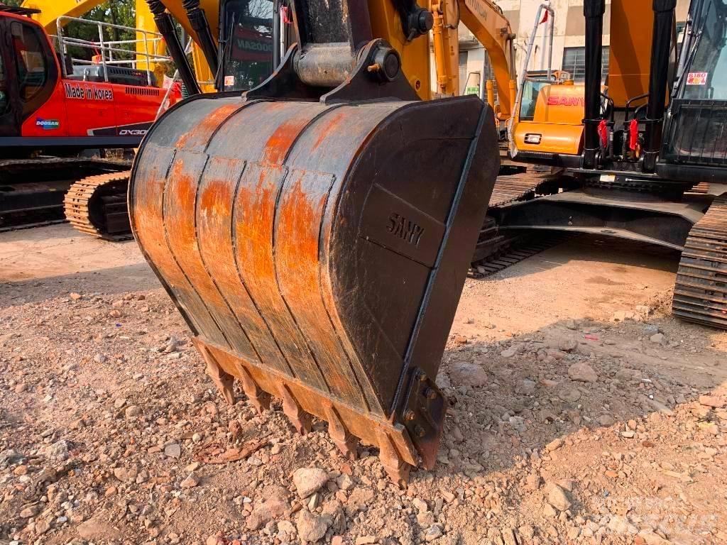 Sany SY 235 H Paletli ekskavatörler