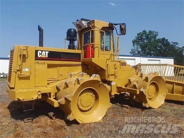 CAT 826C Atik eziciler