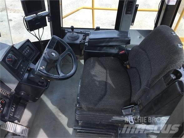 CAT 826G Atik eziciler