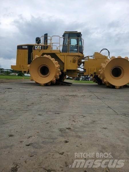 CAT 836G Atik eziciler