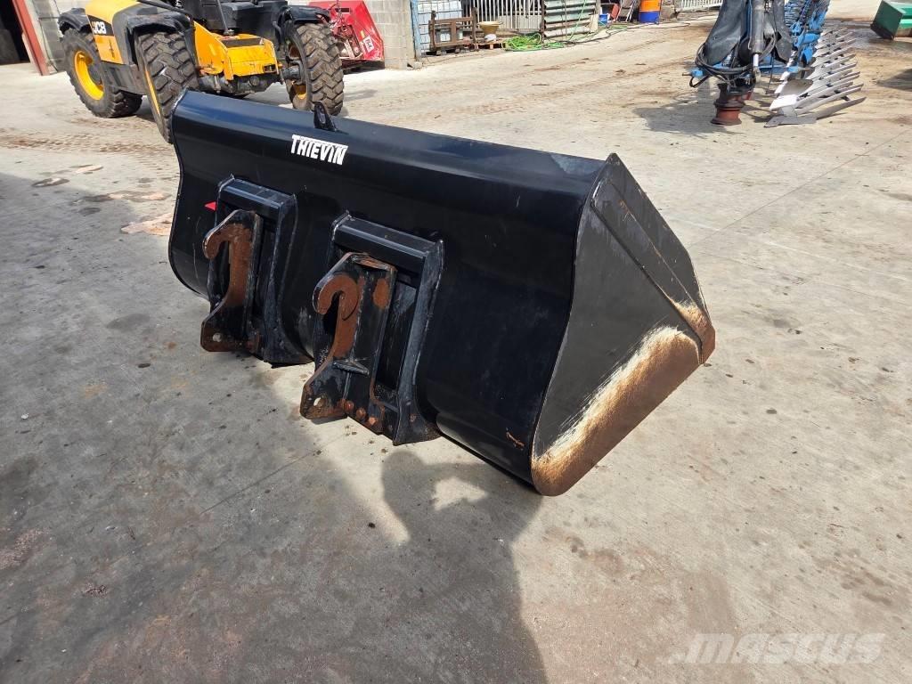 JLG 2450 / 2400 Ön yükleyici atasmanlar