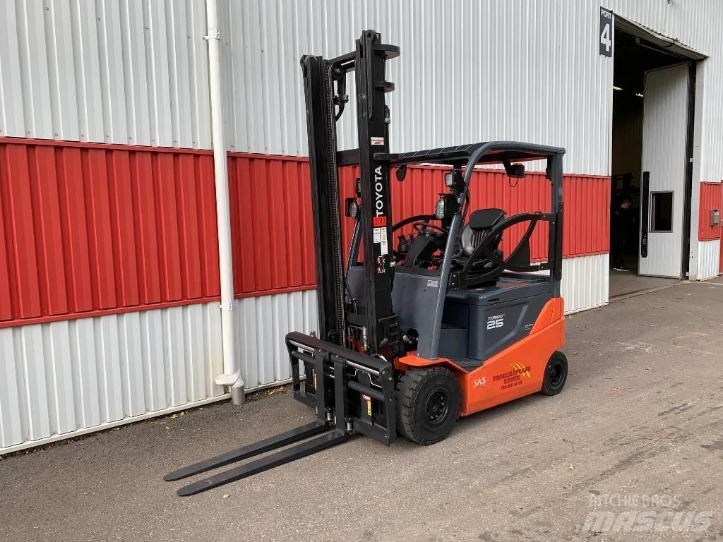 Toyota 8 FB MKT 25 Elektrikli forkliftler