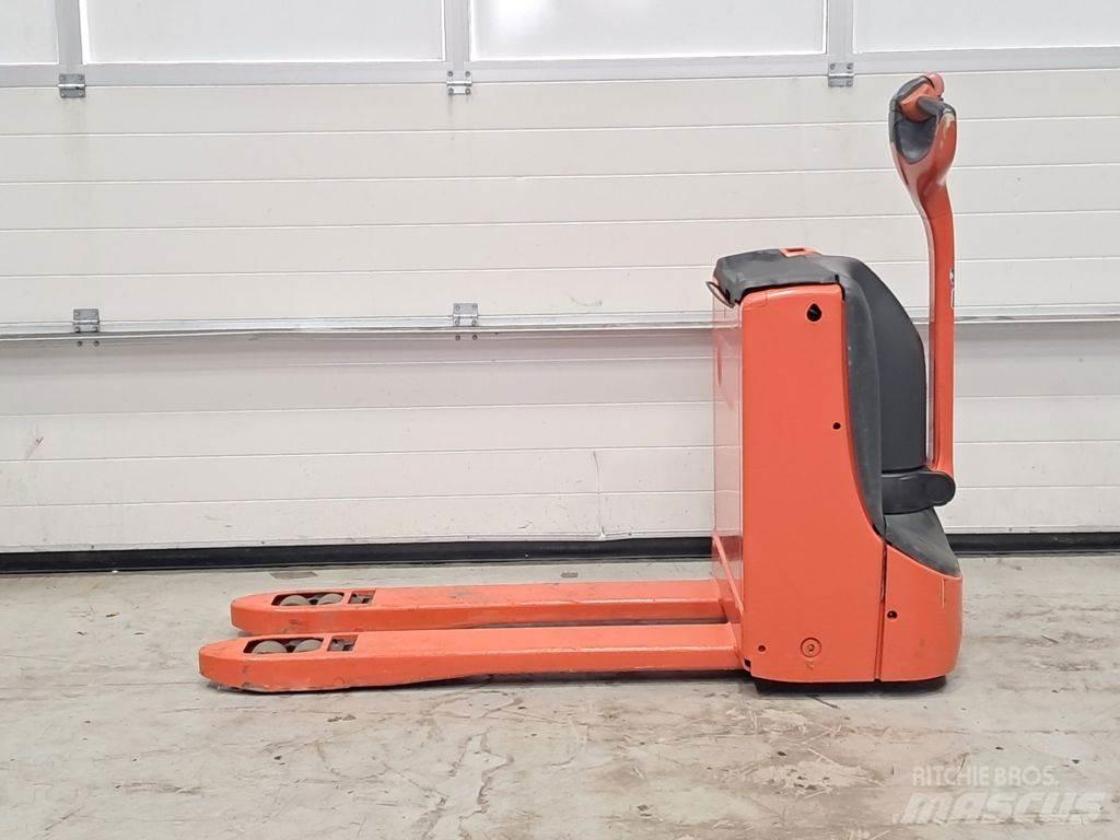 Linde T16 Düsük seviye kaldirici