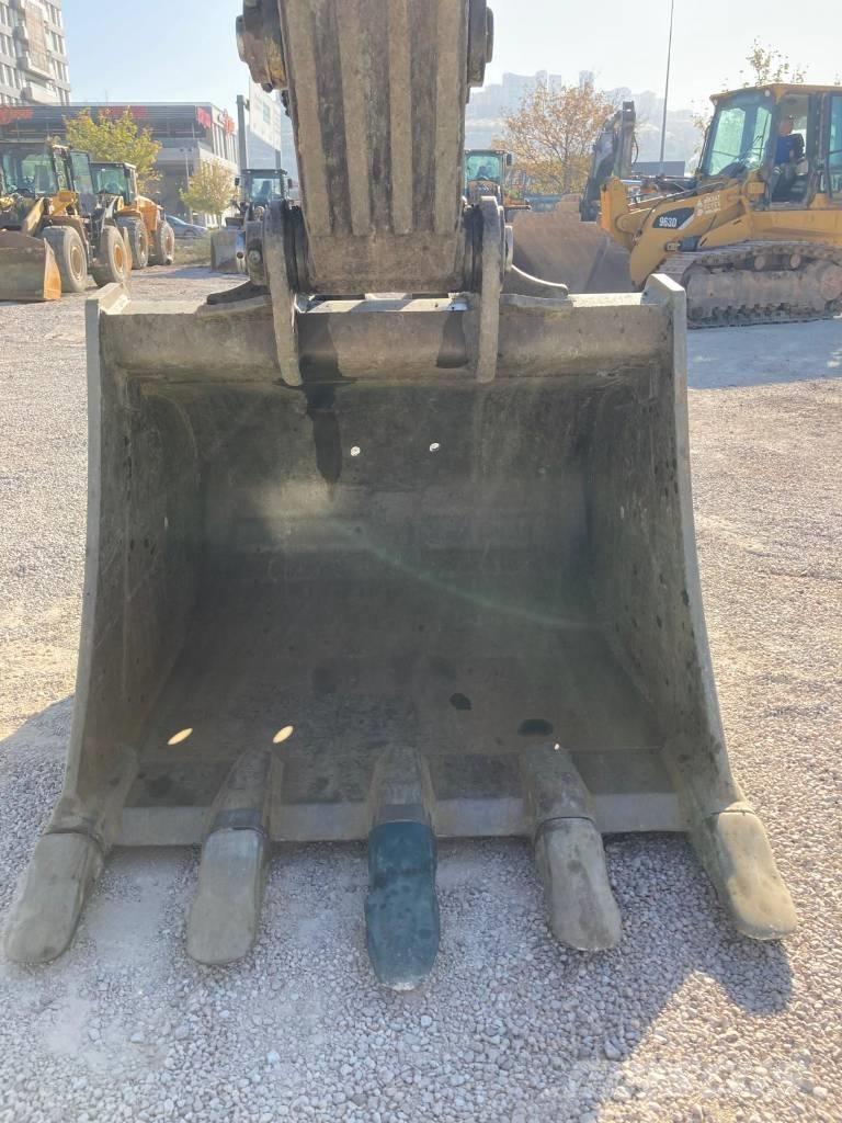 Volvo EC 380 EL Paletli ekskavatörler
