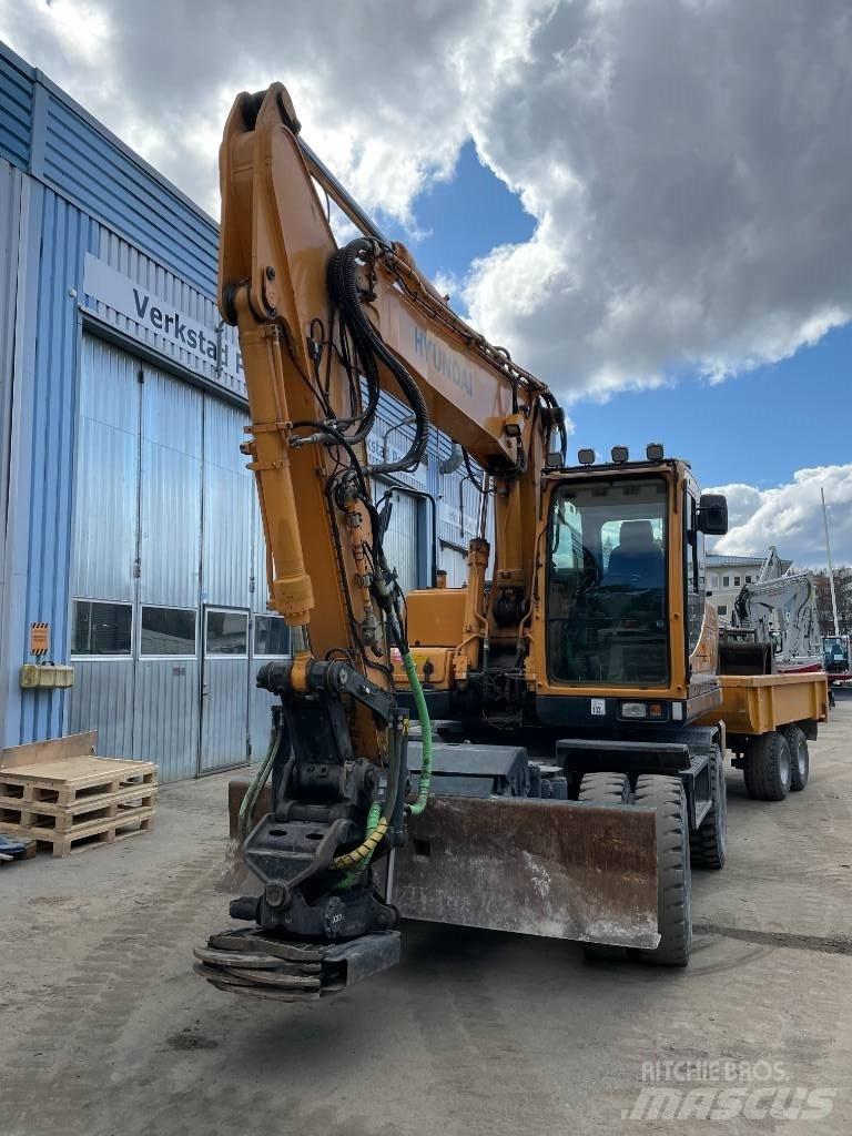Hyundai 160W-9A Lastik tekerli ekskavatörler