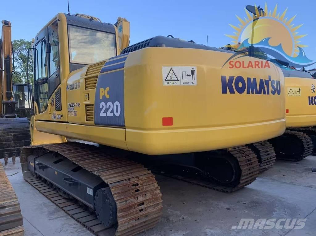 Komatsu PC 220 Paletli ekskavatörler