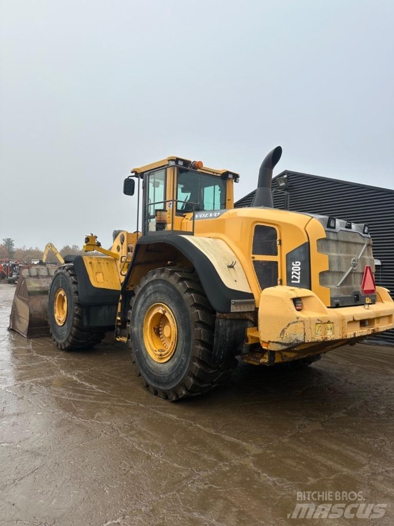 Volvo L 220 G Tekerlekli yükleyiciler