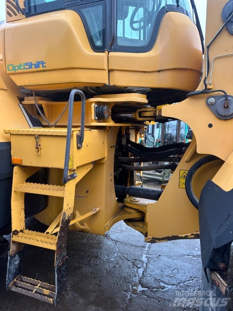 Volvo L 220 G Tekerlekli yükleyiciler