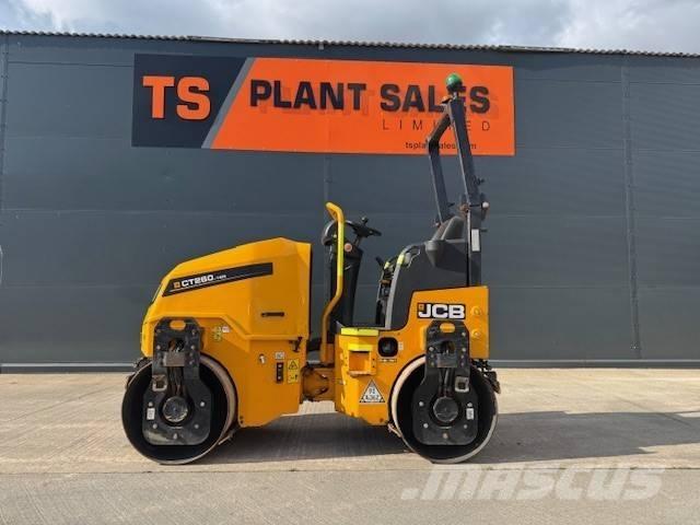 JCB CT 260-120 Çift tamburlu silindirler