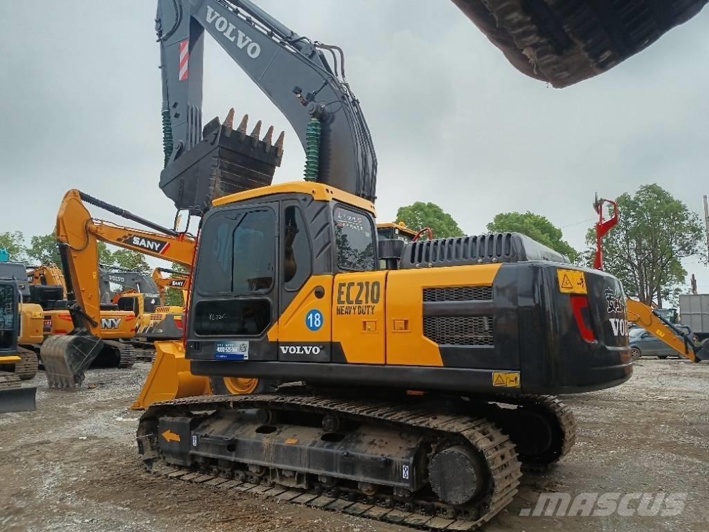 Volvo EC 210 Paletli ekskavatörler