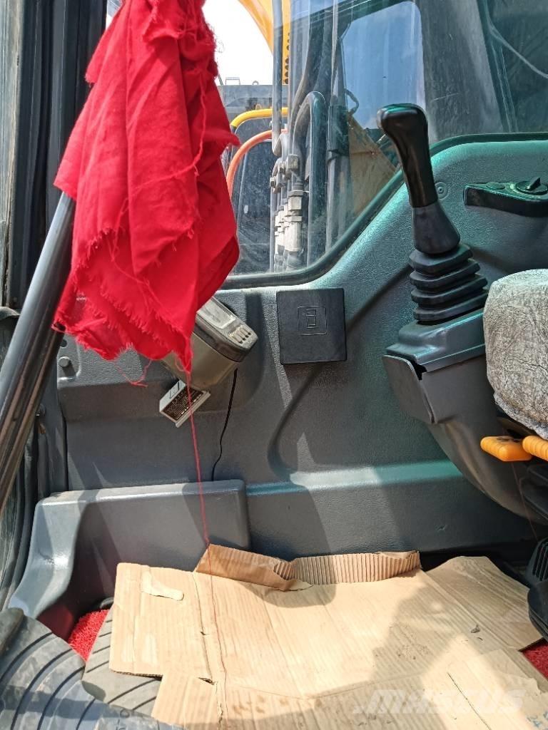 Volvo EC 210 Paletli ekskavatörler