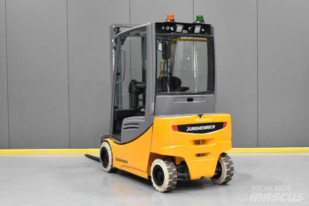 Jungheinrich EFG 320 Elektrikli forkliftler