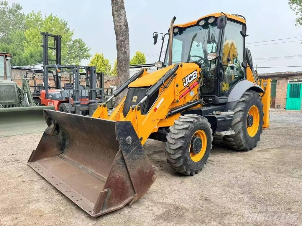 JCB 3 CX Lastik tekerli ekskavatörler