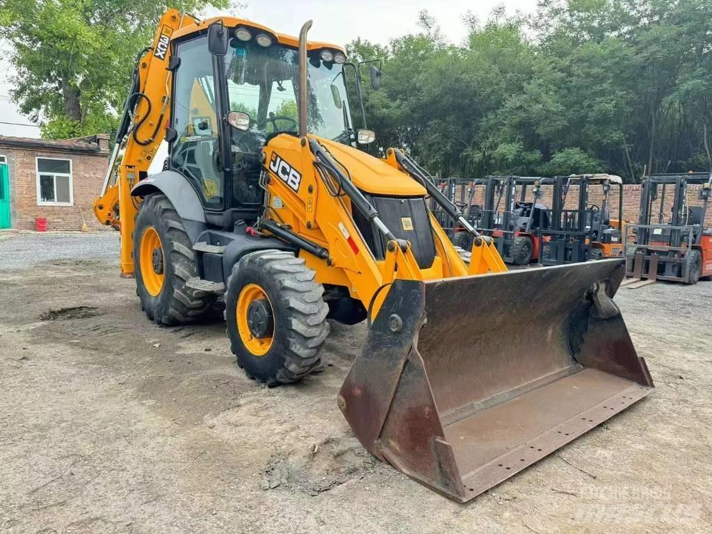 JCB 3 CX Lastik tekerli ekskavatörler