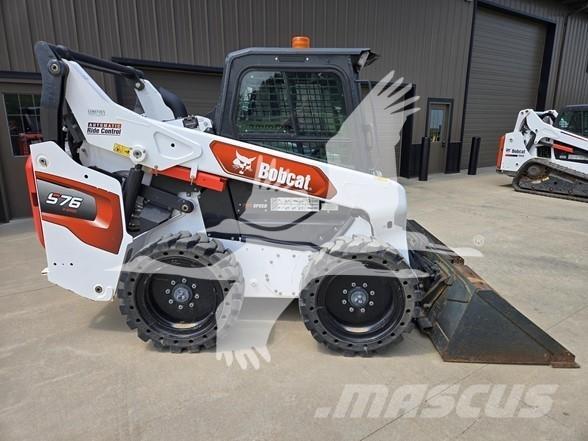 Bobcat S76 Skid steer loderler