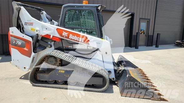 Bobcat T76 Skid steer loderler