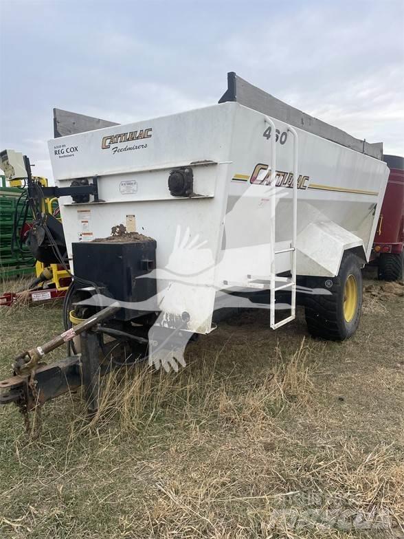  CATTLELAC 460 Mikser besleyiciler