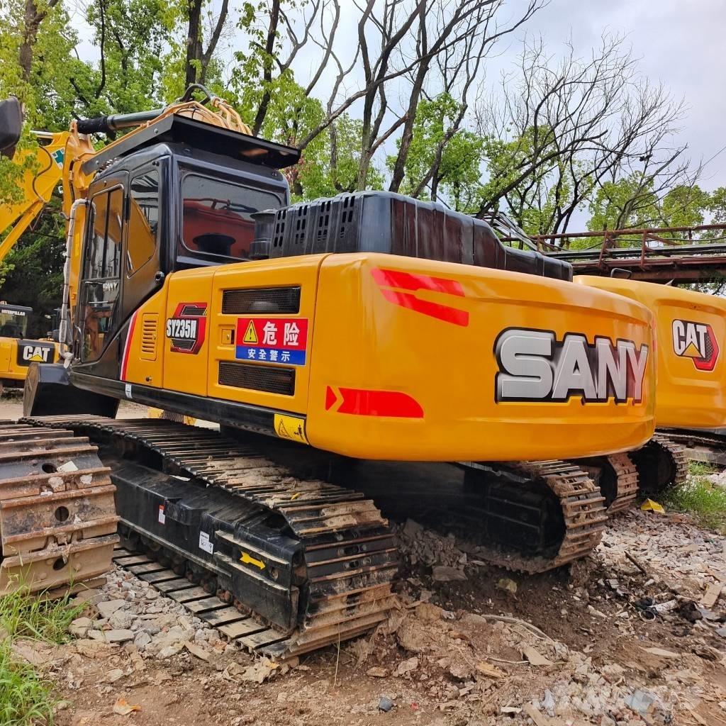 Sany SY 235 C Paletli ekskavatörler