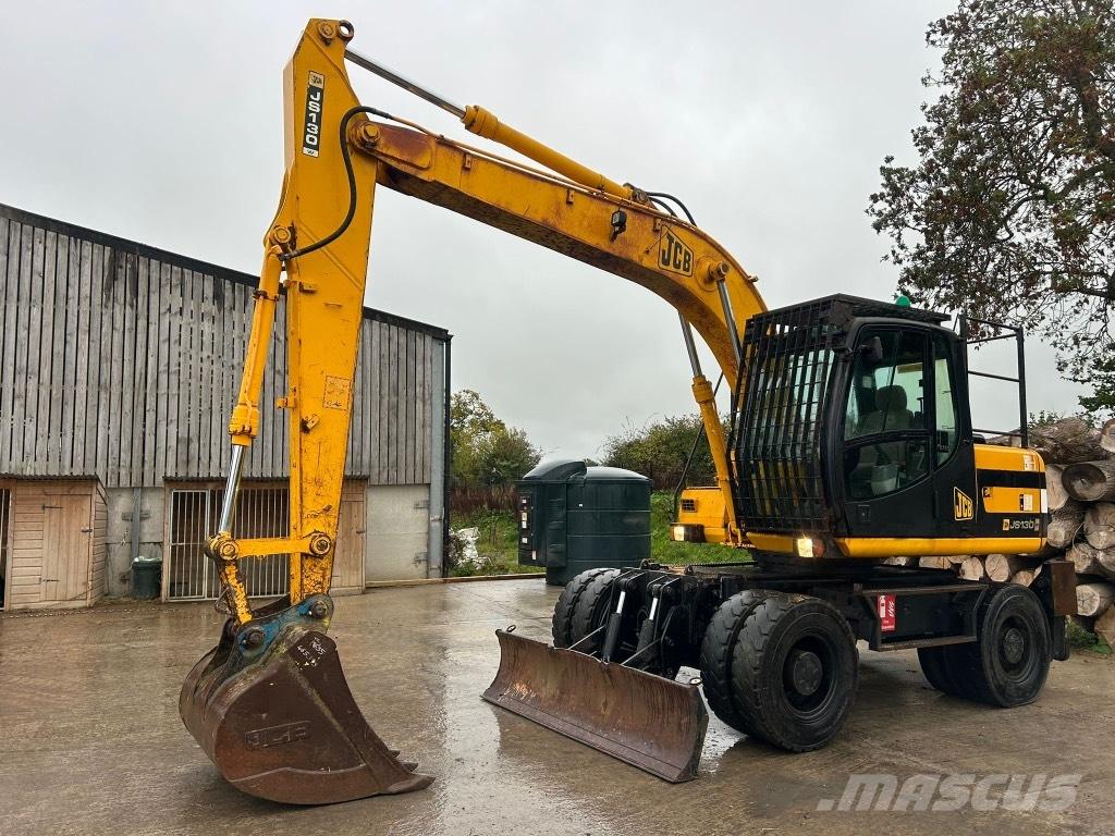 JCB JS 130 W Lastik tekerli ekskavatörler