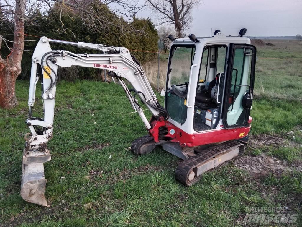 Takeuchi TB 225 Mini ekskavatörler, 7 tona dek