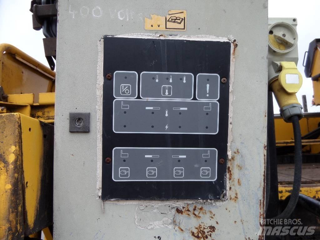 CAT AP 600 Asfalt sericiler