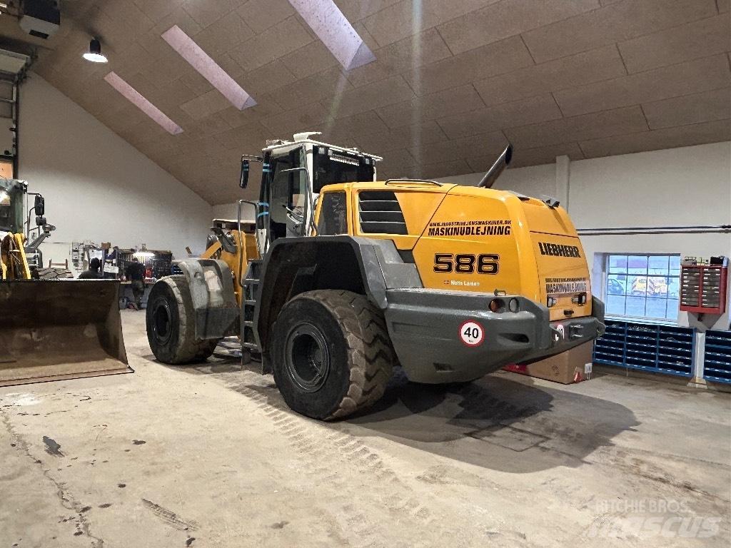 Liebherr L 586 Tekerlekli yükleyiciler