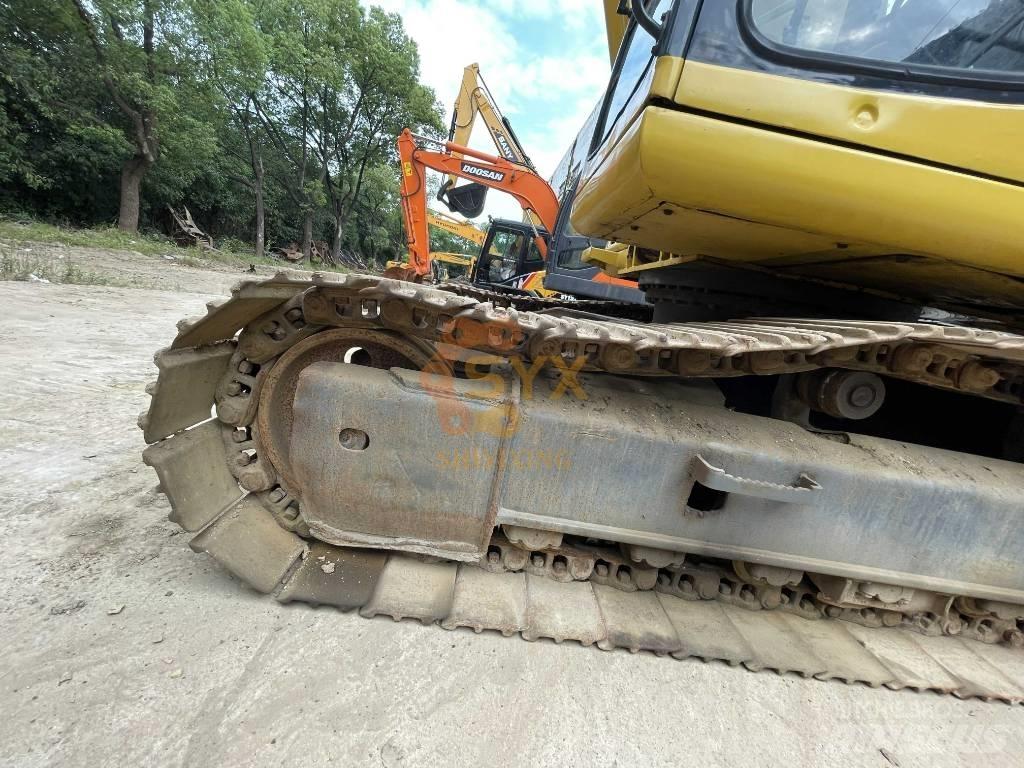 Komatsu PC 220 Paletli ekskavatörler
