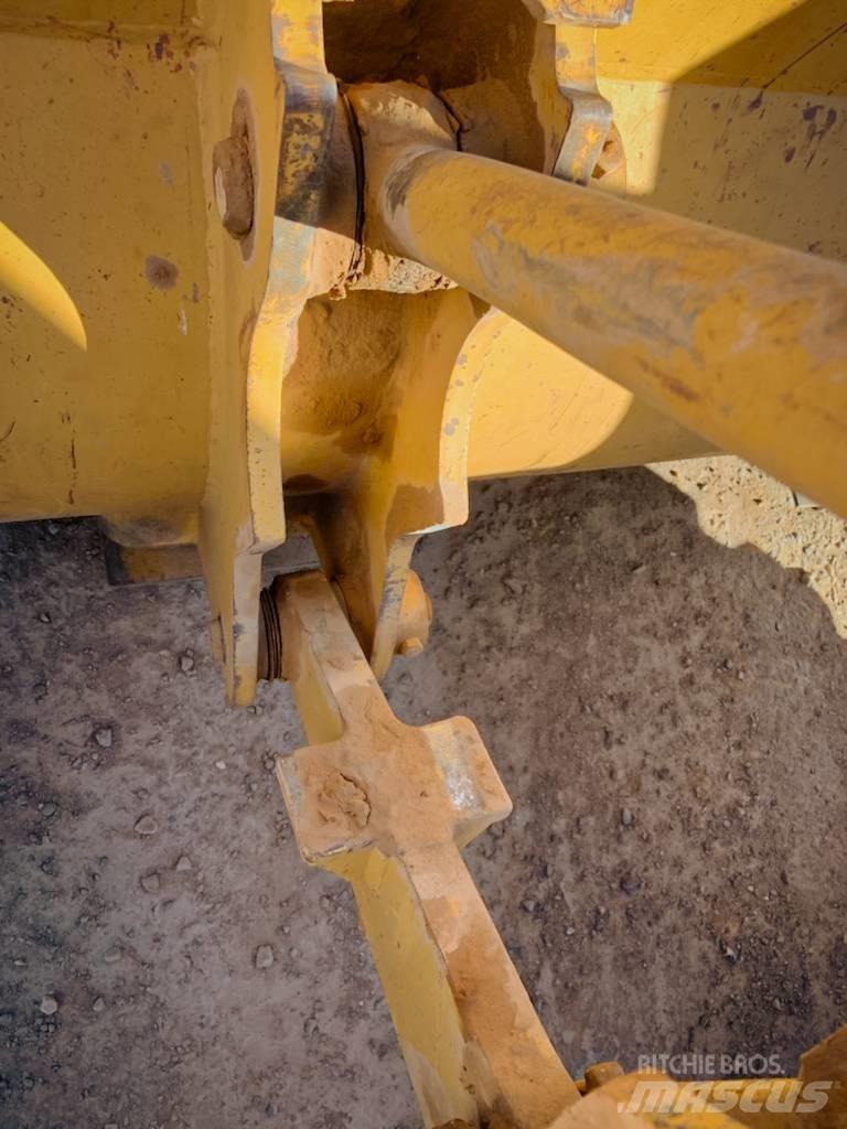 CAT 920 Tekerlekli yükleyiciler