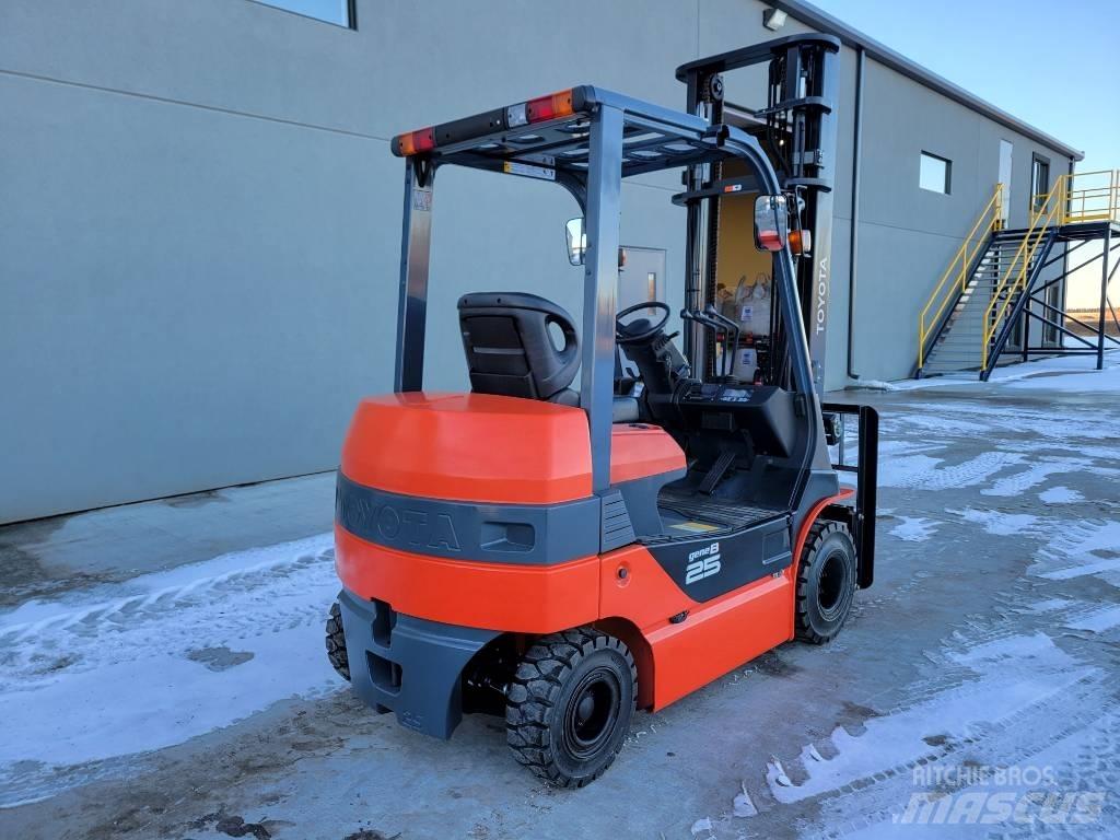 Toyota 8FB25 Elektrikli forkliftler