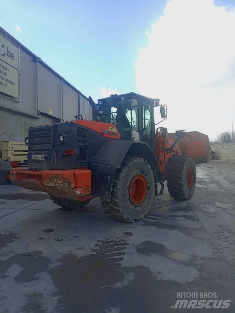 Hitachi ZW 220-6 Lastik tekerli ekskavatörler