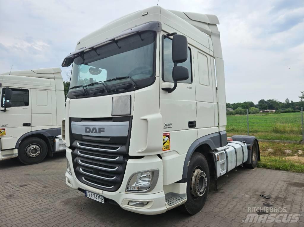 DAF XF460 Çekiciler