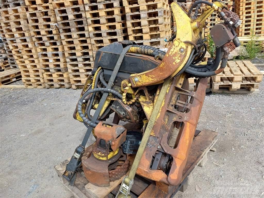 John Deere 480 Agaç kesme robotlari