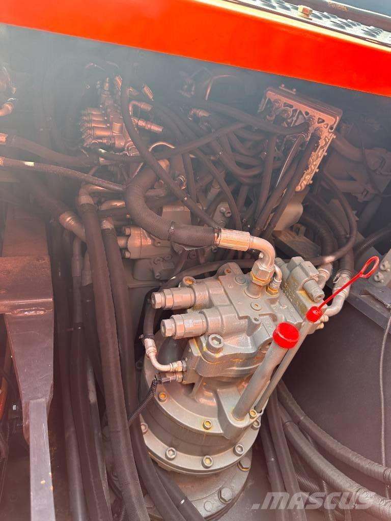 Hitachi ZX200 Paletli ekskavatörler