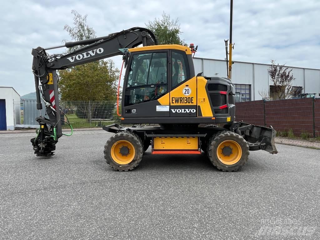 Volvo EWR 130 E Lastik tekerli ekskavatörler