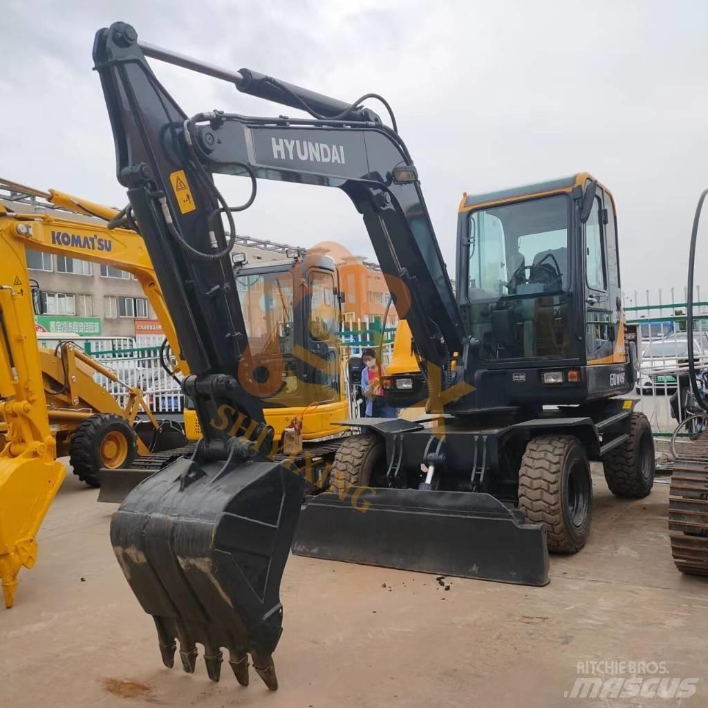 Hyundai 60w Lastik tekerli ekskavatörler