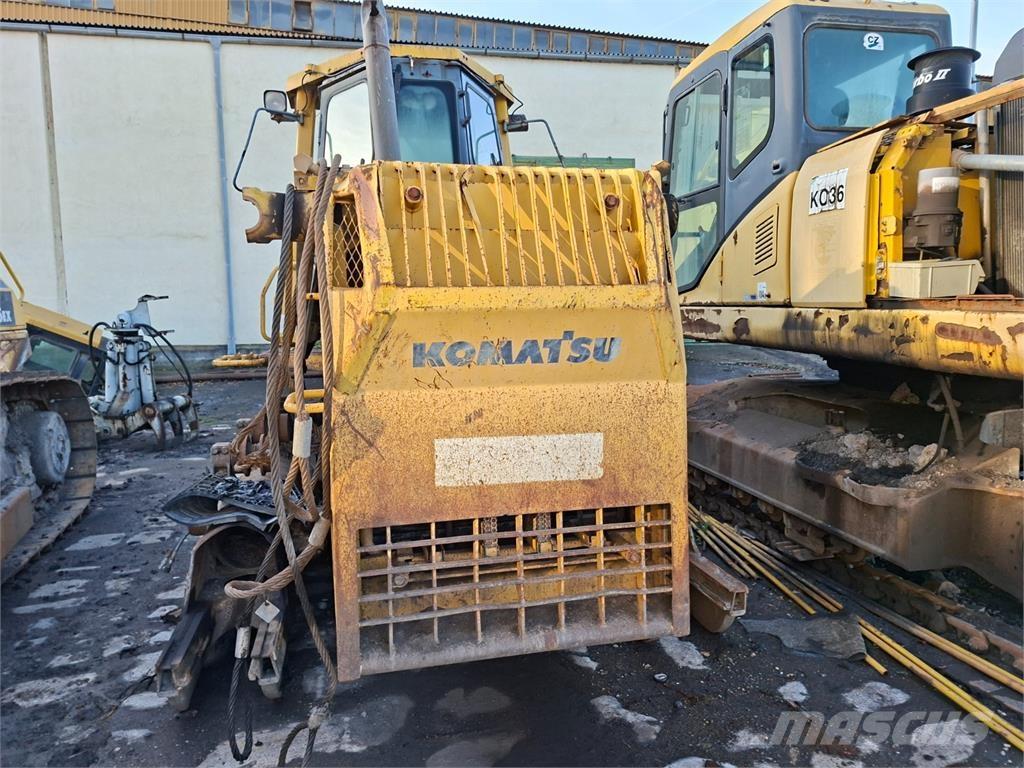 Komatsu D65EX-12 Diger