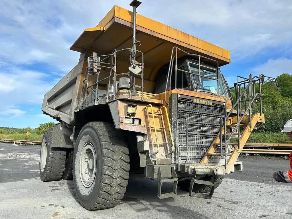 Komatsu HD605-7 Belden kirma kamyonlar