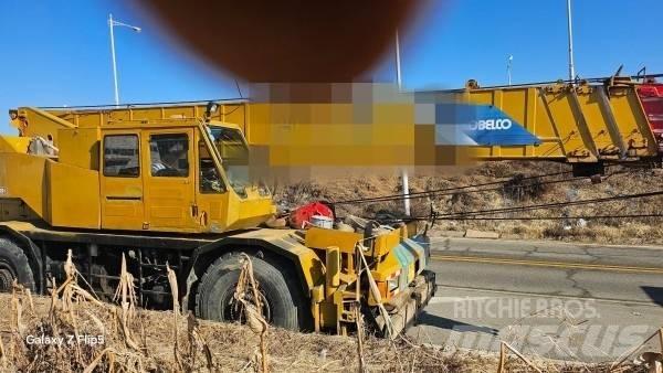 Kobelco RK 450 Arazi Tipi Vinçler (RT)