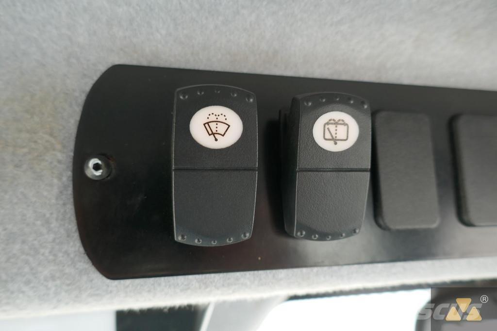 CAT CB10 Çift tamburlu silindirler