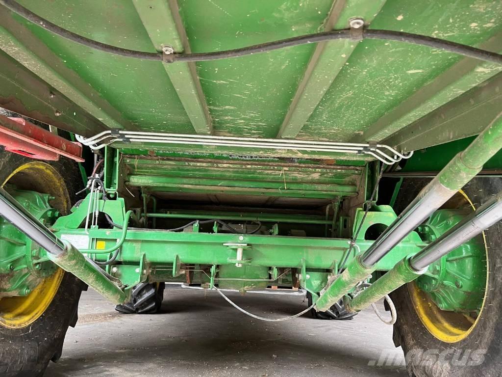 John Deere W 440 Biçerdöverler