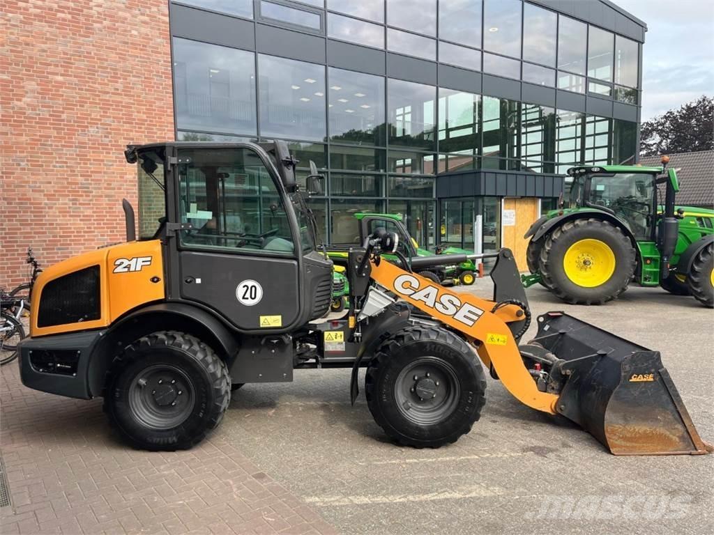 CASE 21F Tekerlekli yükleyiciler